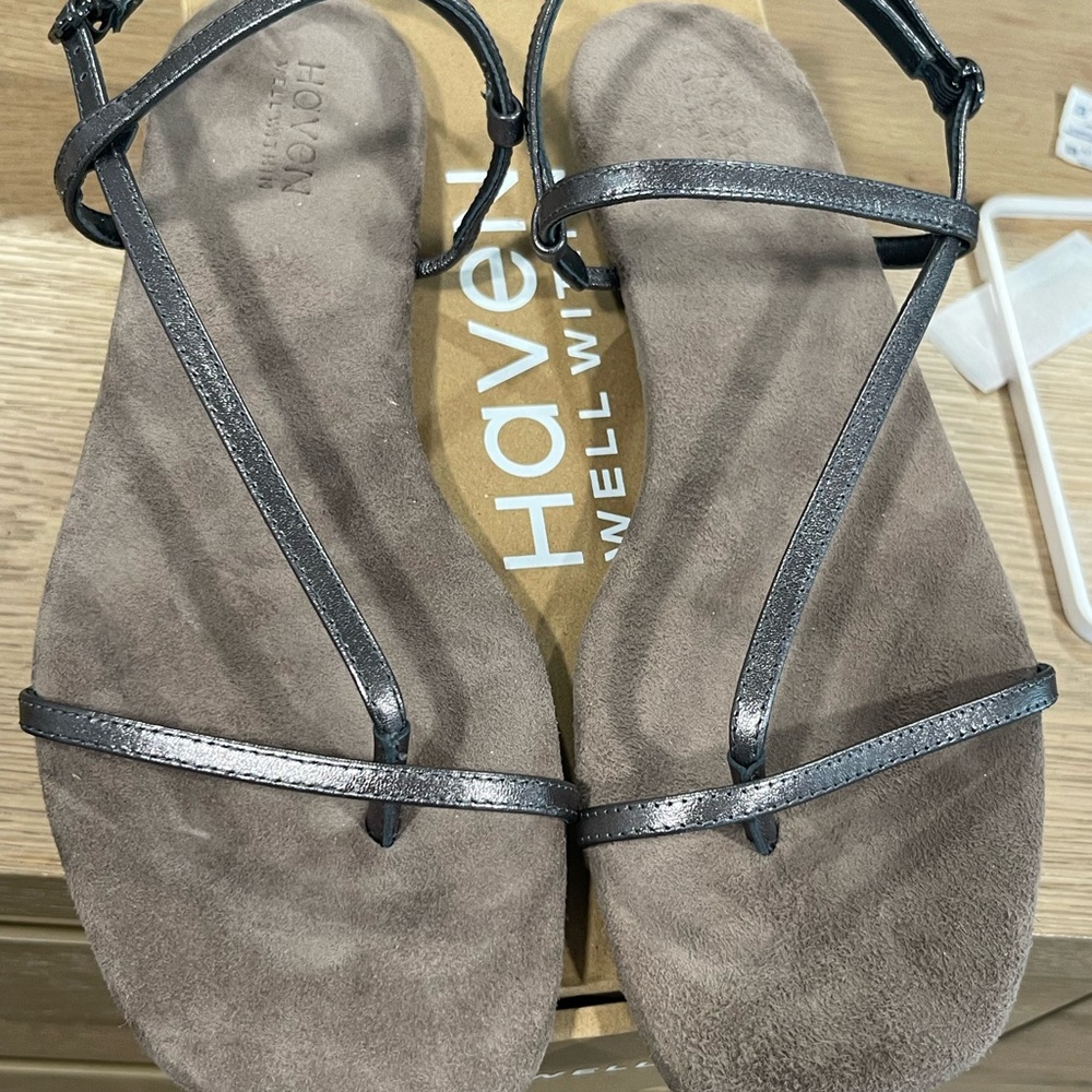 Metallic-Strap Suede Sandals - Gun Metal - Picture 2 of 4